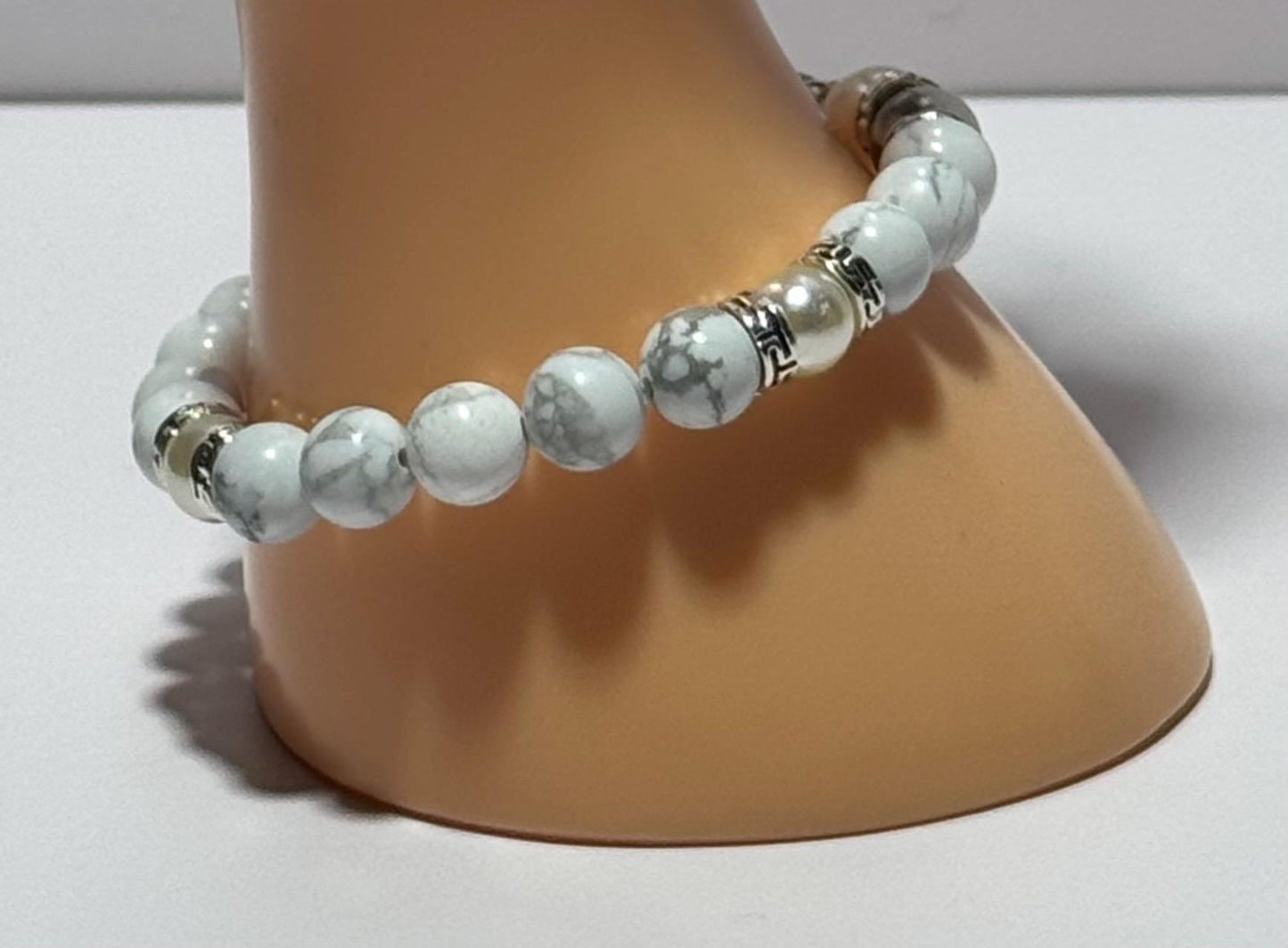 Natural White Howlite Bracelet, Beaded Bracelet, Potato Pearl, Boho, Clarity, Patience, New Beginnings Resilience, Gemstones 6 1/2”