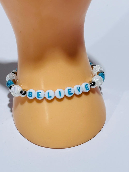 Stretch Believe Charm Bracelet, Crackle Quartz Bracelet, Handmade, Beaded Bracelet, Czech Glass Faceted Beads, Gift 7”