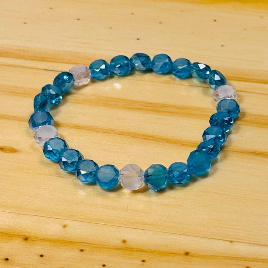 Light Blue Faceted Crystal Bead Bracelet, Clear Faceted Crystal Bead Bracelet, Stretch Bracelet, Boho Bracelet, Minimalist, Gift, 6.5”