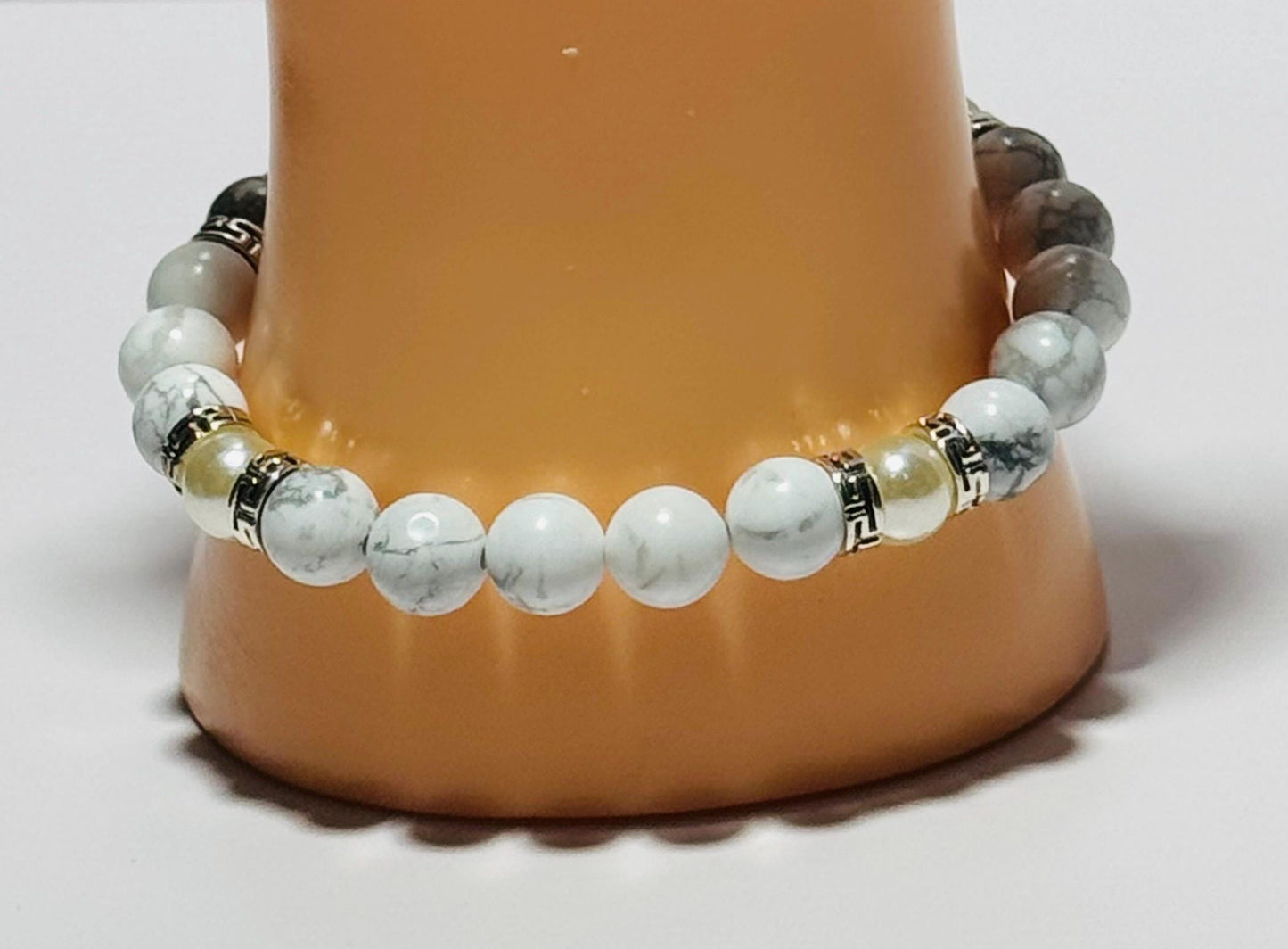 Natural White Howlite Bracelet, Beaded Bracelet, Potato Pearl,  Boho, Clarity, Patience, New Beginnings Resilience, Gemstones 6 1/2”