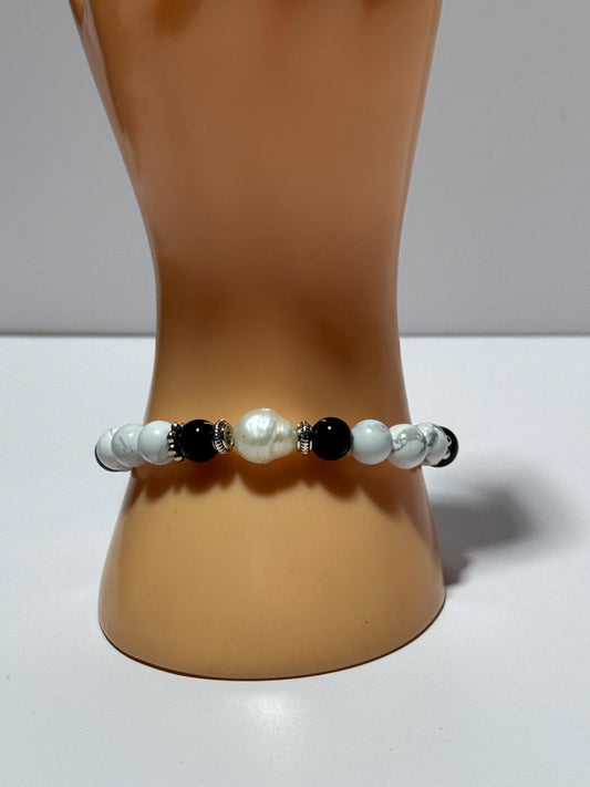 Natural Howlite Bracelet, Black Onyx & Potato Pearl Bracelet, Stacking, Boho, Bracelet, Gift, Bohemian, 7 1/2” Handmade, Beaded, Gemstones