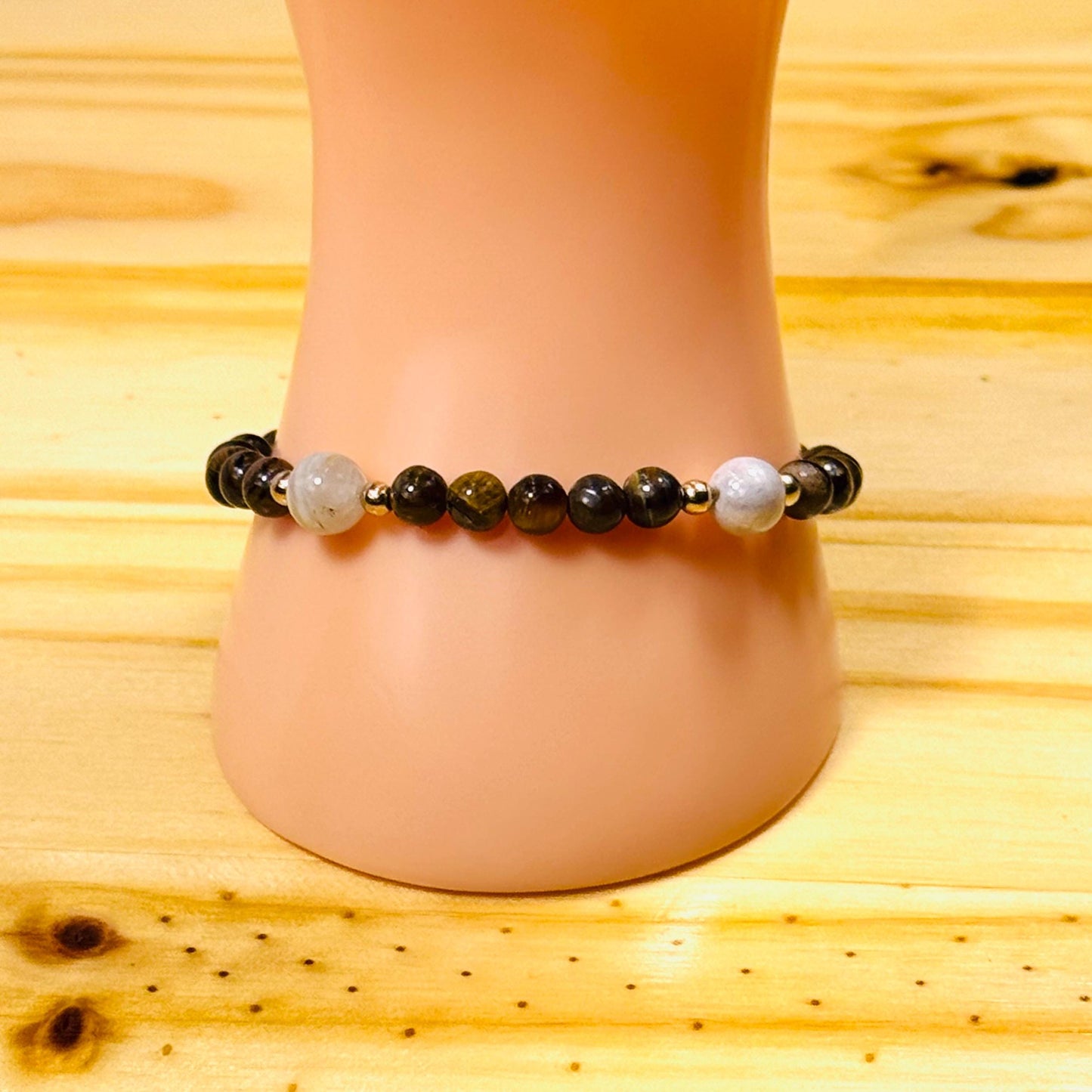 Natural Tiger Eye Bracelet, Brown Tiger Eye Bracelet, Stretch Bracelet, Agate Highlights, Boho, Beaded, Bohemian, Stacking, Gift, 7.5”